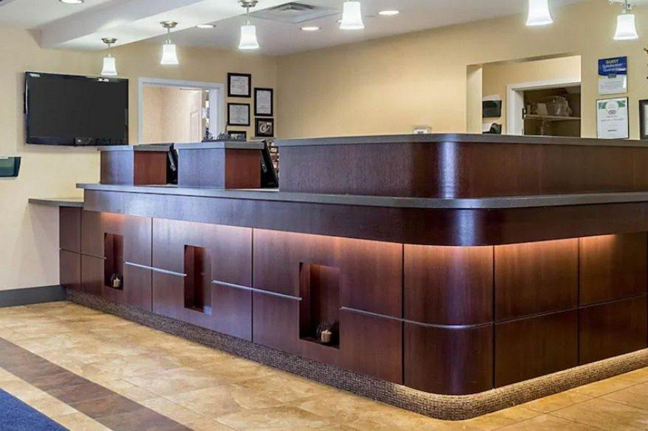 Mainstay Suites Minot Buitenkant foto