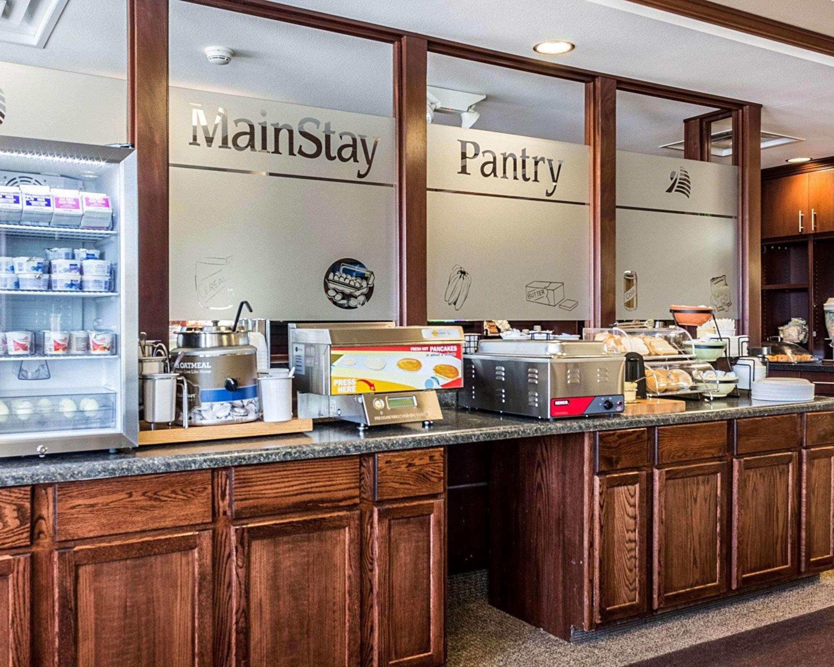 Mainstay Suites Minot Buitenkant foto