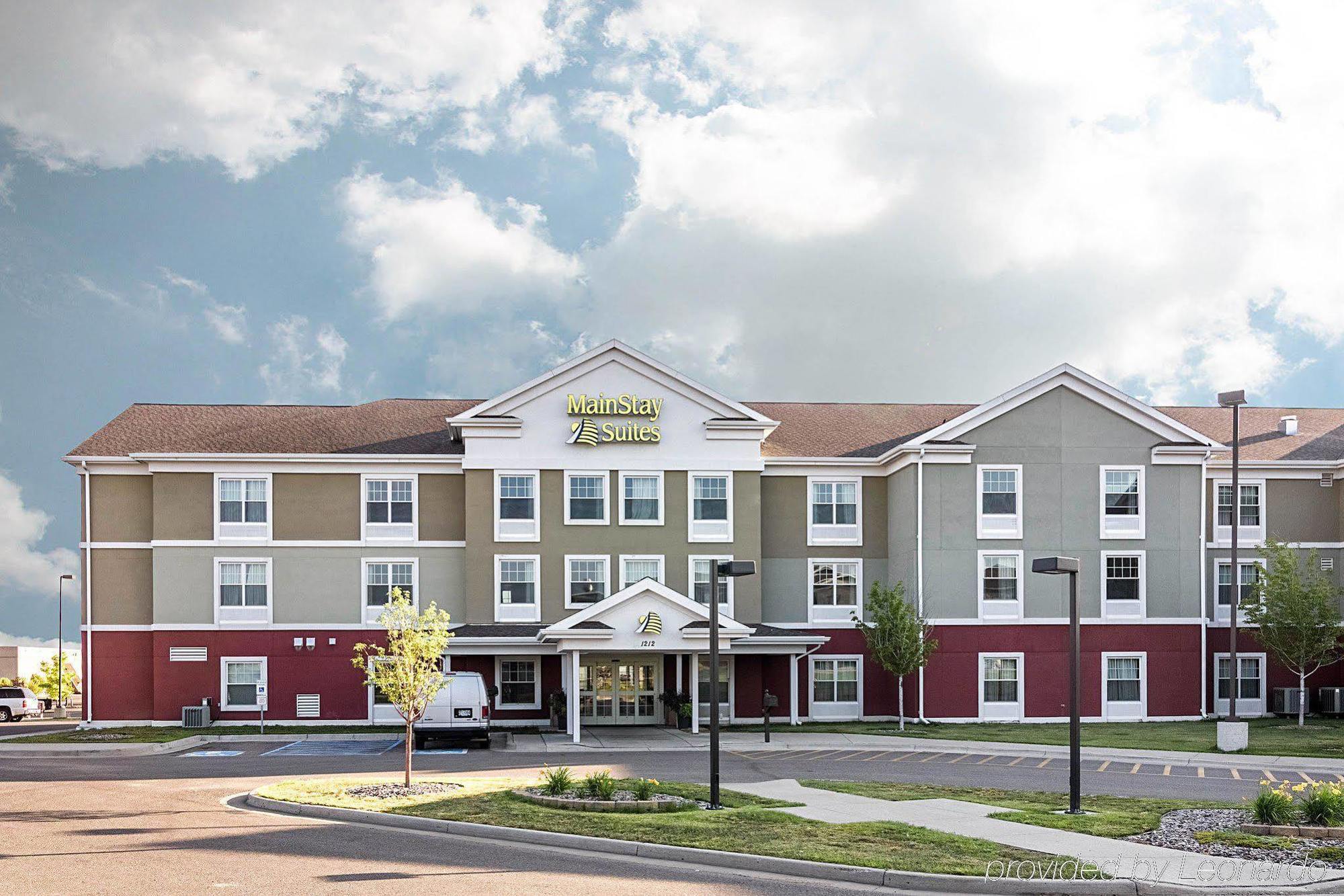 Mainstay Suites Minot Buitenkant foto