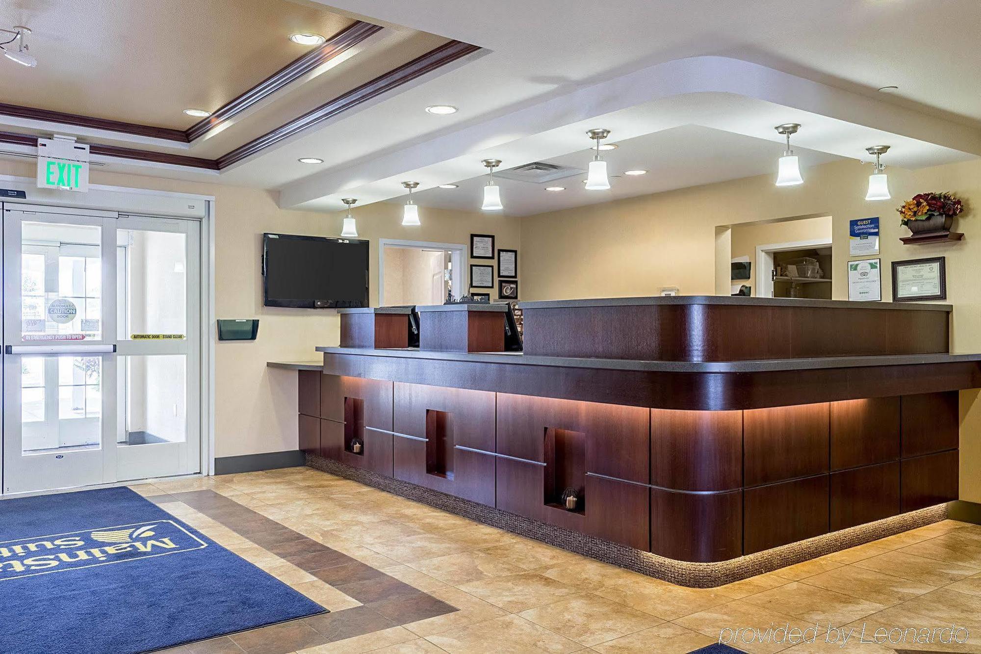 Mainstay Suites Minot Buitenkant foto