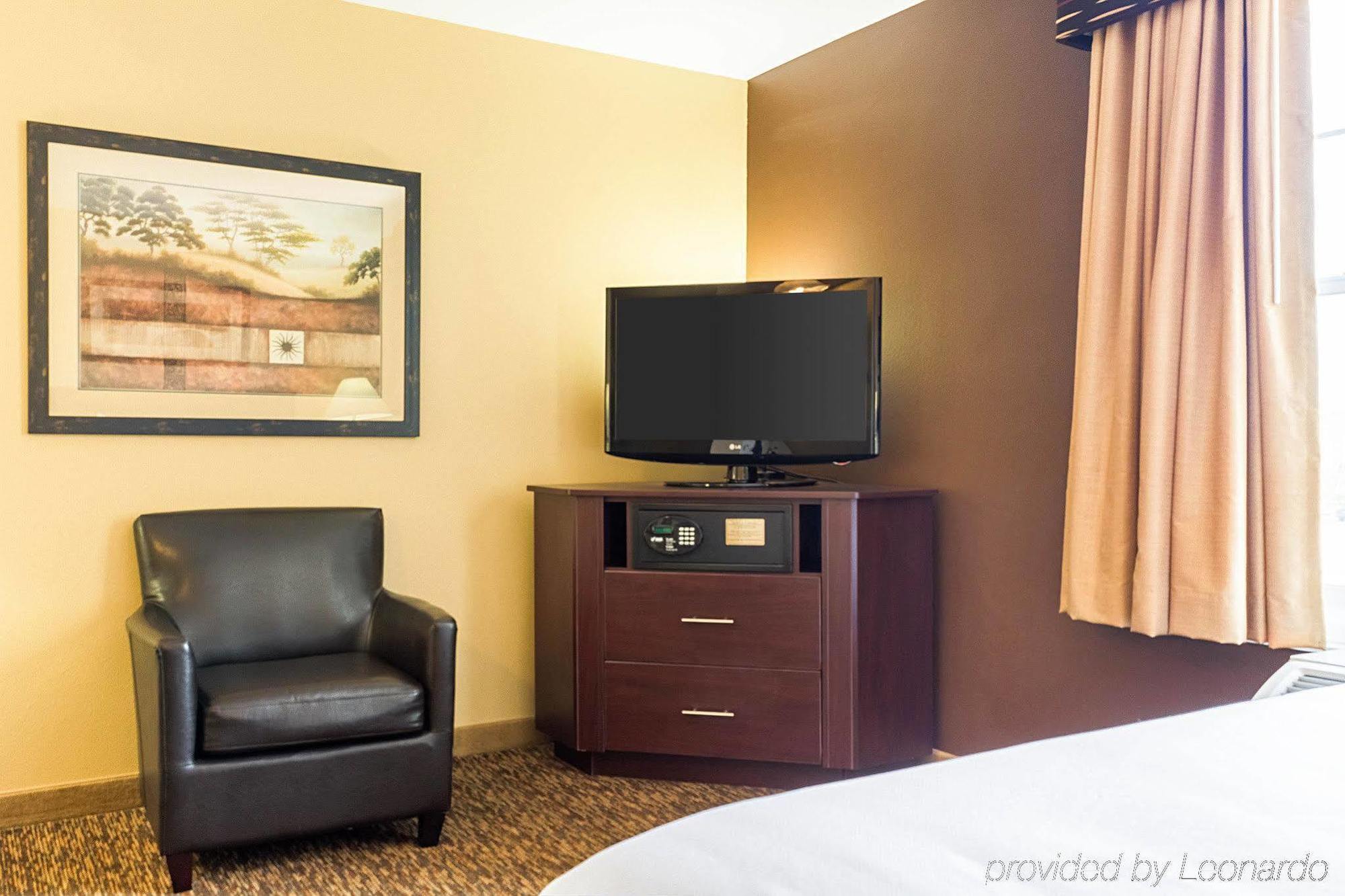 Mainstay Suites Minot Buitenkant foto